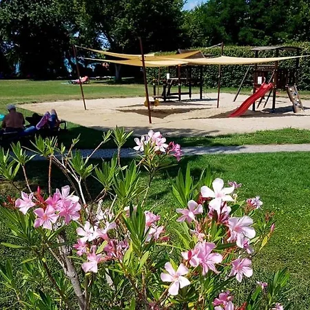 Azur Apartman By Bltn ホテル *